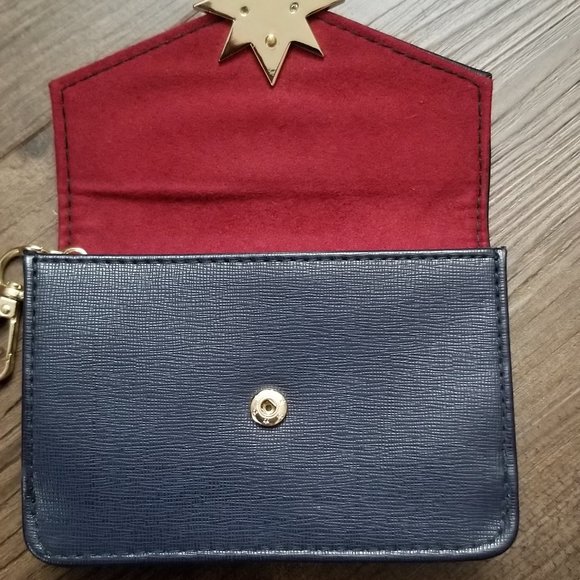 Captain Marvel Navy Wallet with Gold Star Clasp - Picture 3 of 9
